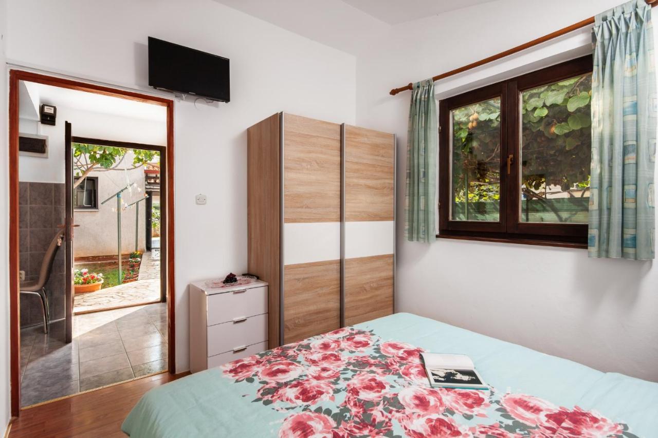 Apartman Tanja Фажана Экстерьер фото