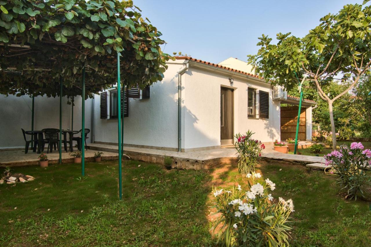 Apartman Tanja Фажана Экстерьер фото